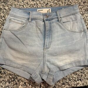 Garage size 5 Light Jean Shorts
